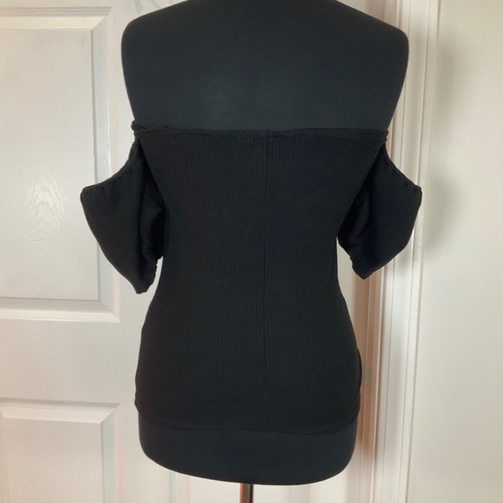 Reformation Black Off the Shoulder Slim Fit Minimalist Sweater Top Size Medium - Picture 4 of 8